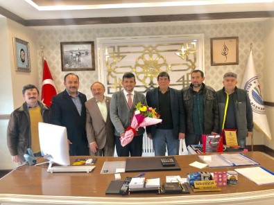Gazetecilerden Bolvadin Belediye Başkanı Fatih Kayacan'a Ziyaret