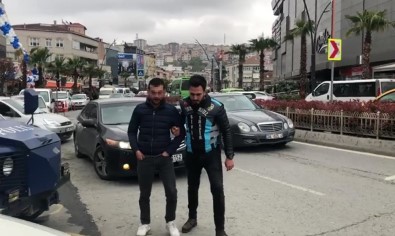 İstanbul'da Asker Konvoyunda 'Drift' Yapan Maganda Yakalandı
