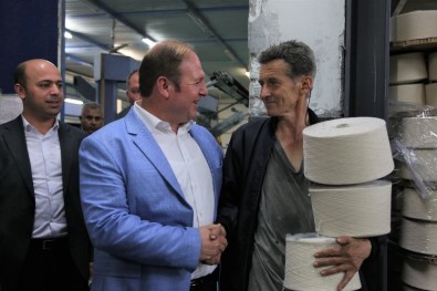 Öz İplik-İş'ten Adana Bossa İşçilerine Ziyaret