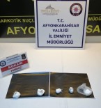 KOKAIN - Şüpheli Araçtan Taş Kokain Maddesi Çıktı