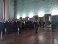 ANıTKABIR - Tunç Soyer, Anıtkabir'i Ziyaret Etti