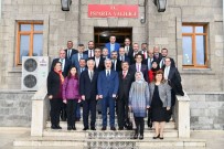 YARIŞ - Yeni Başkan Ve Meclisten Vali Seymenoğlu Ziyareti