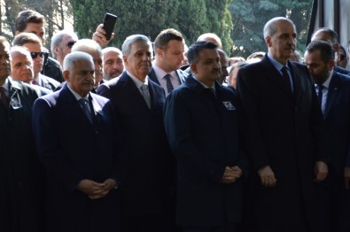 8. Cumhurbaşkanı Turgut Özal, Vefatının Yıl Dönümünde Kabri Başında Anılıyor