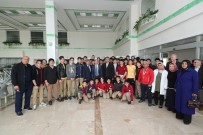 ŞAHINBEY BELEDIYESI - Başkan Tahmazoğlu, Gençlerle Bir Araya Geldi