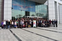 BURSA VALİLİĞİ - 'Başkası Olma Kendin Ol' Projesi Gençleri Sporla Buluşturdu