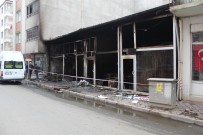 BENZIN - Borç Aldığı Arkadaşının İş Yerini Yaktı