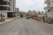 SICAK ASFALT - Erdemli'de Beton Yol Çalışmaları Devam Ediyor