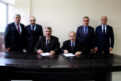 İŞKUR İle Trabzon Üniversitesi Arasında İşbirliği Protokolü İmzalandı