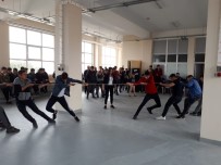 BALCı - Lise Öğrencileri Baharın Gelişini Kutladı