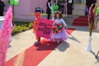 EMINE ERDOĞAN - Minik Öğrenciler Atık Maddelerle Oyuncalarını Yaptı