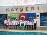 AHMET POYRAZ - SANKO Okulları Yüzücülerinin Bayrak Yarışı Başarısı
