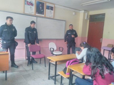 Tut'ta Öğrencilere Polislik Mesleği Tanıtıldı