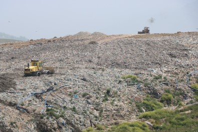 10 Yılda 2,3 Milyon Ton Katı Atık Bertaraf Edildi