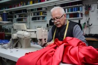 EMEKTAR TERZİ - 63 Yıl Önce Diktirdiği Pantolon, Onu Yılların Terzisi Yaptı