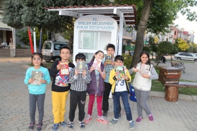 Başkan Atay Sokak Kütüphanesini Yerinde İnceledi