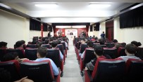 ABDURRAHIM KARAKOÇ - Başkan Ercan, Gençlerin Sorularını Yanıtladı