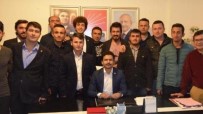 BAYRAK YARIŞI - CHP'de Kozlu İlçe Gençlik Kolları Başkanı Ve Yönetimi İstifa Etti