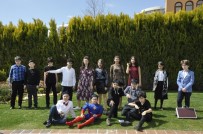 GAZIANTEP ÜNIVERSITESI - GKV'liler Bir Dolap Komedyası' Oyununu Sahneleyecek