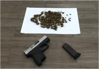 POMPALI TÜFEK - İş Vaadiyle Vatandaşları Dolandırmış