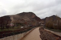 İLKBAHAR - Oltu Çayı'nın Debisi Yükselmeye Başladı