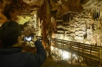 BALLıCA - Yer Altındaki Gizemli Dünya Karaca Mağarası'nda Sezon Başladı