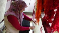 EL EMEĞİ GÖZ NURU - Kadınlardan Halı Kursuna Büyük İlgi