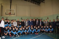 MİNİK FUTBOLCU - Oltu'da Trabzonspor Futbol Okulu Açıldı