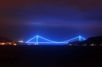 'Otizm Farkındalık Günü' İçin Köprüler Maviye Boyandı