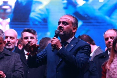 (Özel) Cumhurbaşkanı Erdoğan Balkon Konuşması Yapmadan Başkan Aktaş'ı Aradı