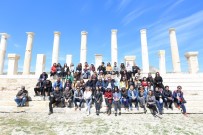 PAÜ'lü Yabancı Öğrenciler Tripolis Antik Kenti'ni Gezdi