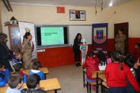 Siirt'te Jandarma Görev Başında Çocuklar Güvende Haberi