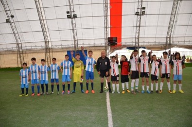 Bozyazı'da 23 Nisan Futbol Turnuvası Sona Erdi