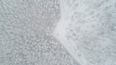 Karabük'te Yüksek Kesimlerde Kar Yağışı Etkili Oluyor