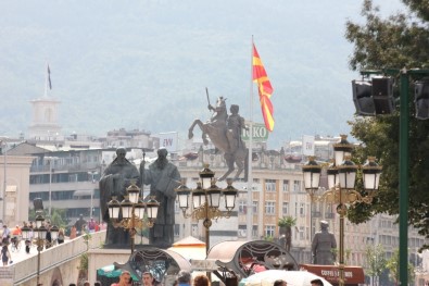 Kuzey Makedonya Cumhurbaşkanını Seçiyor