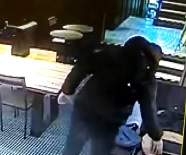 (Özel) Kafede Laptop Hırsızlığı