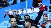 TOURE - Spor Toto Süper Lig Açıklaması Trabzonspor Açıklaması1 - Evkur Yeni Malatyaspor Açıklaması 1 (İlk Yarı)