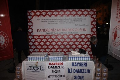 Tarım Ve Orman Bakanlığı Kandil Gecesi Süt Dağıttı