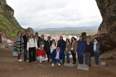 Türk Dünyasından Turizm Fakültesi Akademisyenleri İnönü'yü Gezdiler