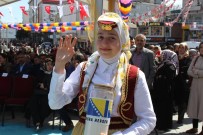 ULUSAL EGEMENLIK - Esenler'de 10. Barış Ekmeği Festivali Renkli Görüntülere Sahne Oldu