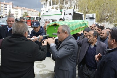 Eski Mucur İlçe Belediye Başkanı Arslan Son Yolculuğuna Uğurlandı