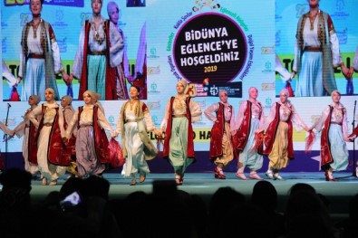 Kocaeli'de 23 Nisan Coşkusu Festivalle Yaşanıyor