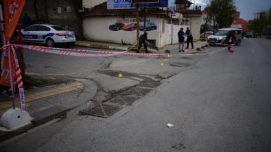 Sancaktepe'de Silahlı Saldırı Açıklaması 1'İ Ağır 2 Yaralı