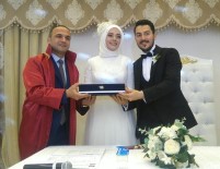 DÜĞÜN TÖRENİ - Başkan Kibar İlk Nikahını Kıydı