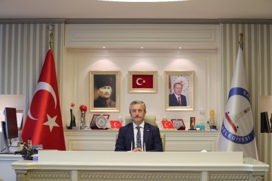 Başkan Tahmazoğlu, 23 Nisan'ı Kutladı