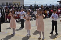 İŞARET DİLİ - Nizip'te 23 Nisan Coşkuyla Kutlandı