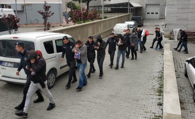 Samsun'da 'Torbacı' Operasyonunda 12 Kişi Adliyede