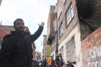 ÇELİK KAPI - Yıkılma Tehlikesi Bulunan Apartman Boşaltıldı