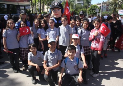 Adana'da 23 Nisan Ulusal Egemenlik Ve Çocuk Bayramı Coşkusu