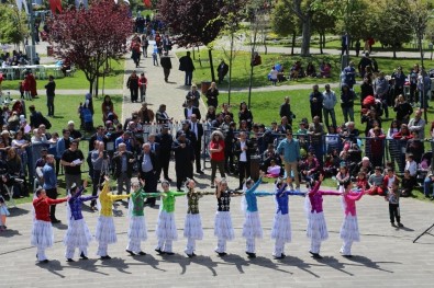Ataşehir'de Çinli Çocukların 23 Nisan Coşkusu