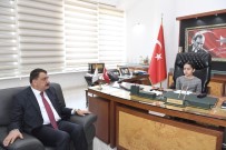 ULUSAL EGEMENLIK - Başkan Gürkan Koltuğunu Zeynep Neva'ya Devretti